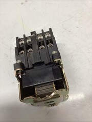Allen-Bradley Bulletin 700 AC Control Relay 700-N800A1 SER.C. U-586
