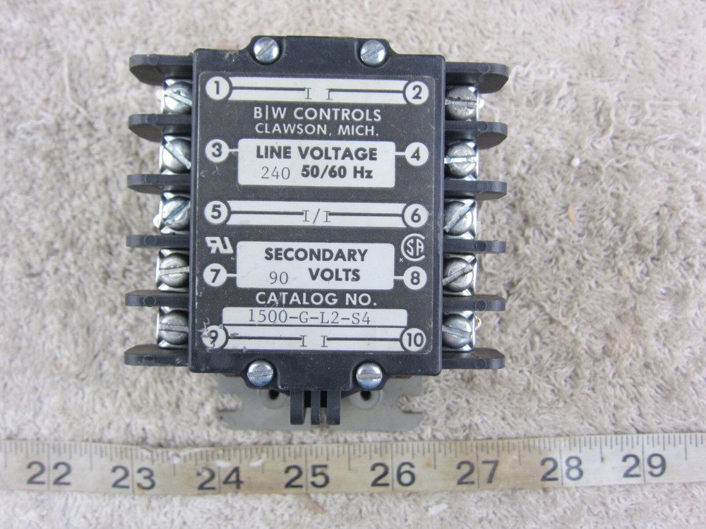 B/W Controls 1500-G-L2-S4 240V/90V Liquid Level Control Relay, New