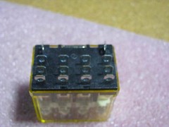 IDEC RELAY PART # RH4B-U-24VDC