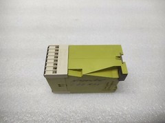 MULTICOMAT CNP-300 PROGRAMMABLE RELAY 24VDC