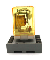 IDEC RR2P-UAC24V, 10Amp, 2-Pole, 8-Pin Octal Relay & SR2P-06 10Amp 300V Socket