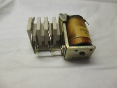 Potter & Brumfield MC11D 110V 50/60C Relay RF Radio Ceramic DPDT — TESTED
