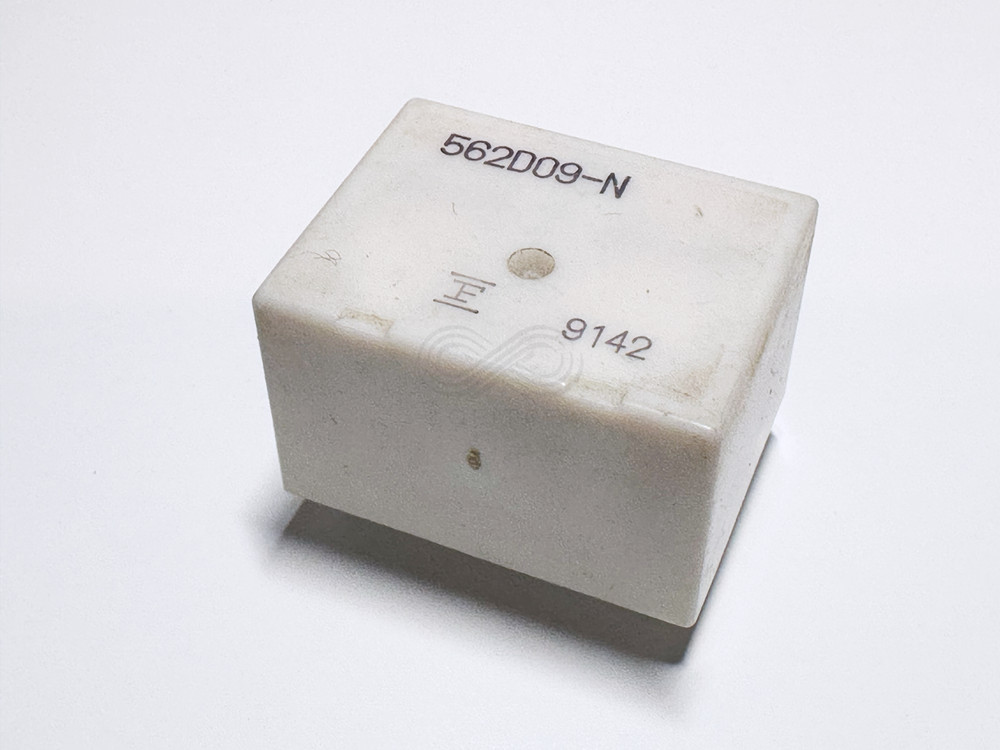 FBR562D09-N 562D09-N FUJITSU Automotive High Power Twin Relay 9VDC 2 x SPDT 30A