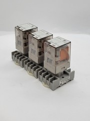 3PC Allen-Bradley 700-HA32A1 Plug-In Relay w Socket 10A 250V 8Pin 120V Coil Seri