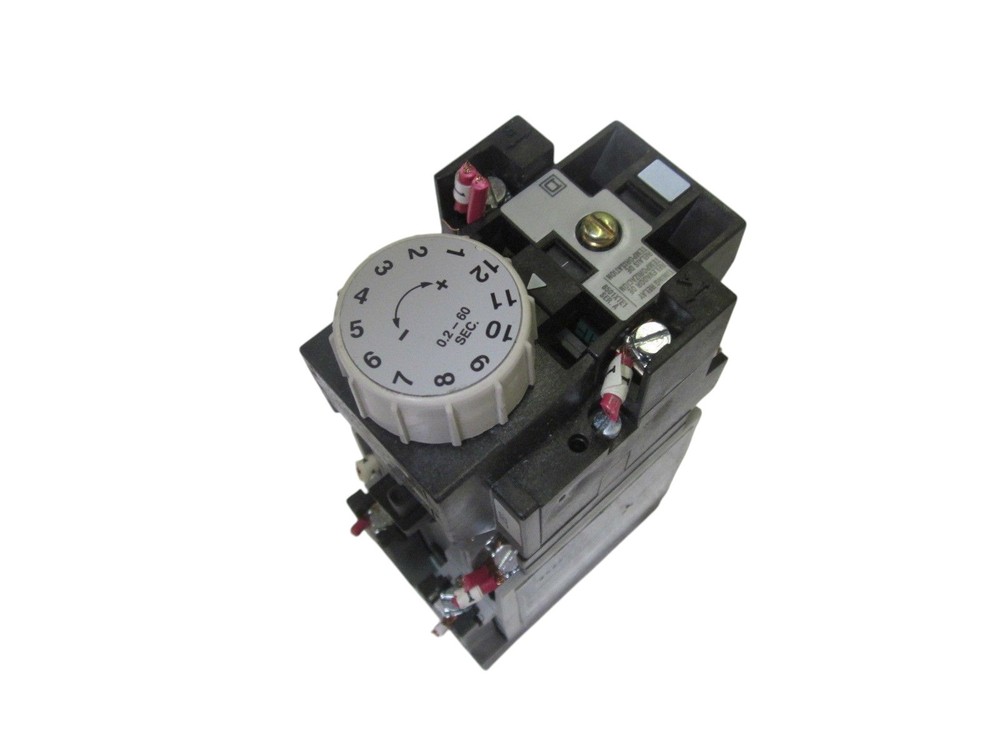 SQUARE D 8501X000XTE1 SER.A TIMING RELAY UNMP