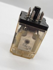 Square D 8501 KP12P14V14 Plug-In Relay w Socket 10A 250V 8Pin Series D 24V Coil