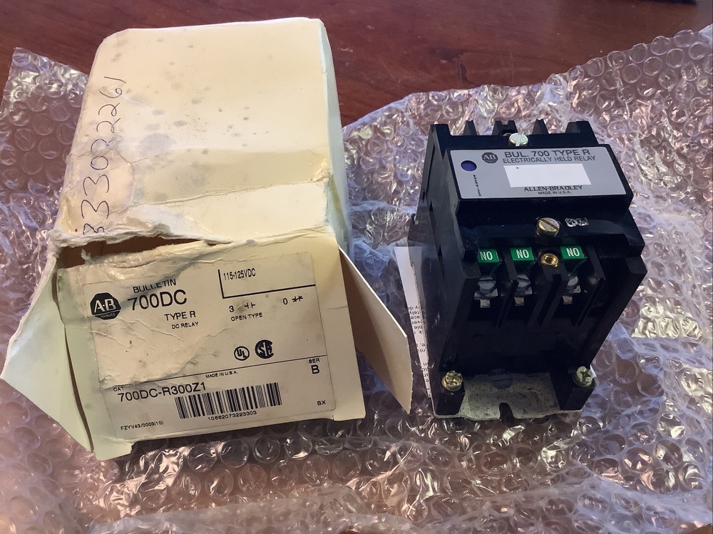 Allen Bradley 700DC-R300Z1 Electrically Held Relay Sealed Switch Type R (new)