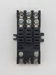 Zenith Controls ARSM-4 Solid State Voltage Sensor w Base 240-480V 10A 11-Pin