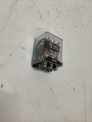 CUTLER HAMMER D5PR3T SER A2 RELAY U-059