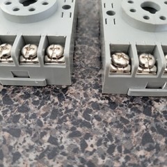 LOT OF 2: IDEC SR2P-06 SOCKET