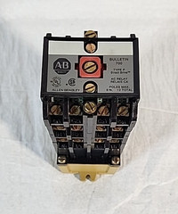 Allen-Bradley 700-P1200A1 Type P AC Relay 115-120V Series B
