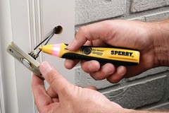 Adjustable Non-Contact Voltage Sensor 12-1000V AC with Visual & Audible Alerts