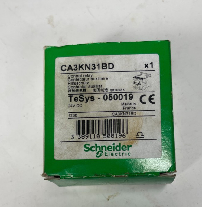 BRAND NEW Schneider Electric CA3KN31BD3 control relay