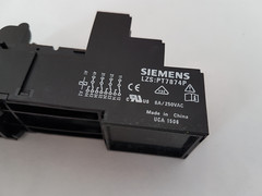 Siemens 1 pack = 10 piece socket LZS:PT7874P BNIB