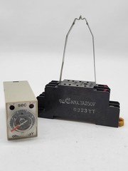 Omron H3Y-2 Relay Timer w Socket Base 5A 250V 8Pin 24V Coil H3Y 0223YT