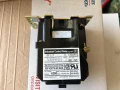 Cutler-Hammer BF11F BF Control Relay 300 Volt AC 10 Amp Poles 1 NO – 1 NC 120/60