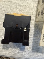 NOS Allen Bradley 700-F400A11 Control Relay in Box