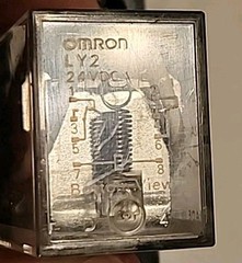 OMRON LY2 RELAY WITH SOCKET BASE MAX. 15A240V – Free Shipping