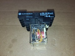 Allen Bradley 700-HC24A1 SER. A Relay 700-HN 103 SER. B Base Fast Shipping