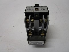 SQUARE D XO 40 SER A TYPE X INDUSTRIAL CONTROL RELAY – USED – FREE SHIPPING!!!