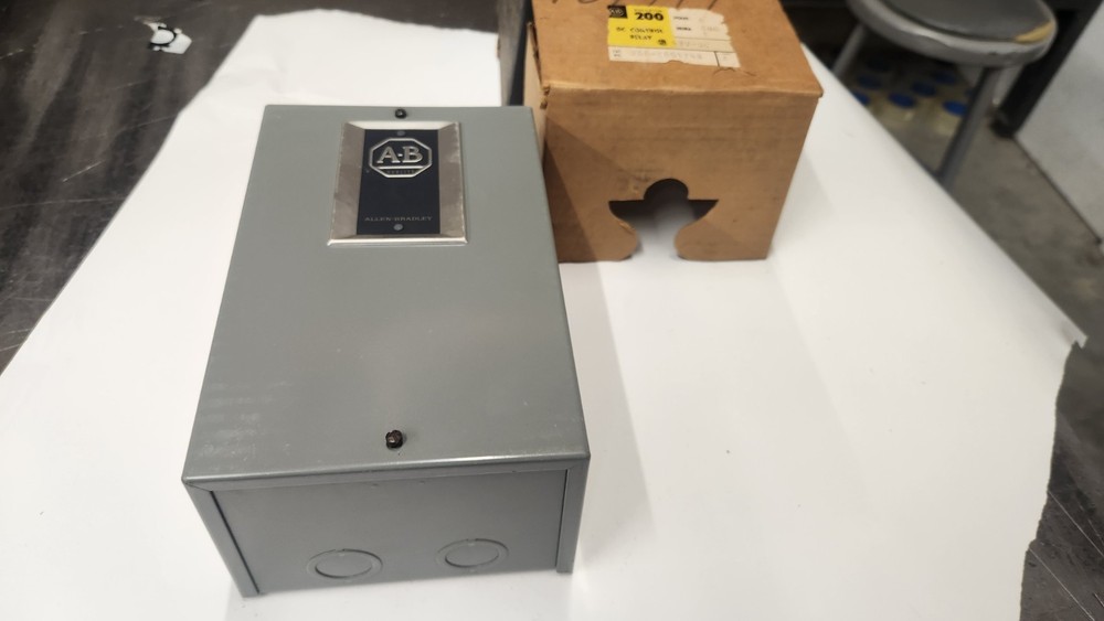Allen Bradley 200-E601Z48 48-vDC Coil, Control Relay 6-Pole NEW IN BOX
