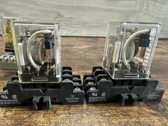 Lot of 3 Industrial Relays GE CR420HPA022J Square D Series D w Bases