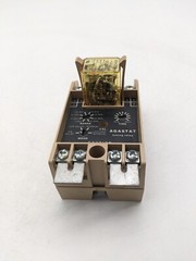 Agastat R90X Timing Relay Model DPDT 1/3HP 120/240VAC w/ Relay RH2B-UL 24VDC