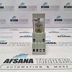 8X ABB CR-M230AC4L / 1SVR 405 613 R3100 PLUGGABLE INTERFACE RELAY WITH SOCKET