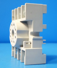 RELAY SOCKET, D3PA2 SER A, EATON, 15A, 300V, 4 POLES, 8 PIN