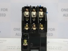 Fuji Electric SRC50-2U/X (3a3b) Auxiliary Relay Coil 380-400V 50hz 400-440V 60hz