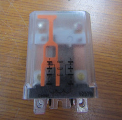 💥NEW SCHNEIDER ELECTRIC 389FXBXC1-24D ENCLOSED POWER RELAY 8-PIN 24VDC