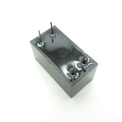 PCB Mount 1A SSR Solid State Relay DC Control AC Input DC3-32V Output AC0-240V