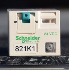 Schneider Electric RPM32BD 24VDC Plug-In Relays Square D Zelio lot of 33