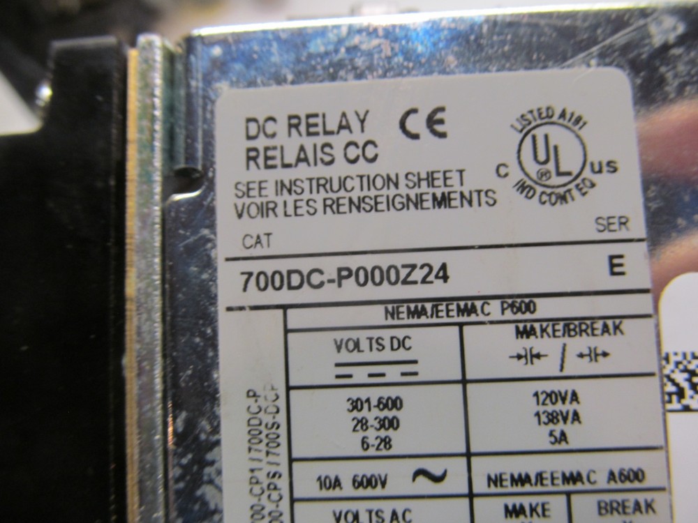 ALLEN BRADLEY 700DC-P00Z24 W/ 700-PBOO DC RELAY 24VDC COIL. B-128