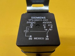 24VDC 40A SPDT 5 Pin Siemens Water Resistant Automotive Car Relay Free Shipping