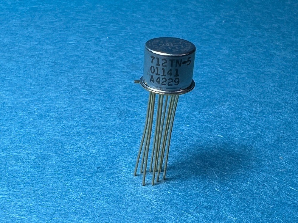 Teledyne 712TN-5 High Frequency RF Relay DPDT DC-1GHz 5V coil TTL Drive TO-5