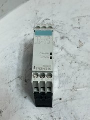 Siemens 3RN1010-1CB00 SIRIUS Motor Protection Relay 24V AC/DC