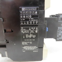 Telemecanique LC1 D65 11 LA2 DT0 Contactor 600V 3Ph 50Hp Time Delay 0.1-3s