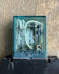 OMRON MY2NJ RELAY 24VDC 8 PIN WITH OMRON PYF08A-3 SOCKET BASE