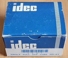 8 Pieces IDEC RH1B-U-DC24V Relay 10A General Purpose Contacts Made Japan — NEW