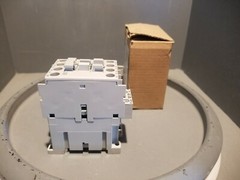 Allen Bradley Control Relay, Series A, 700-CF220L