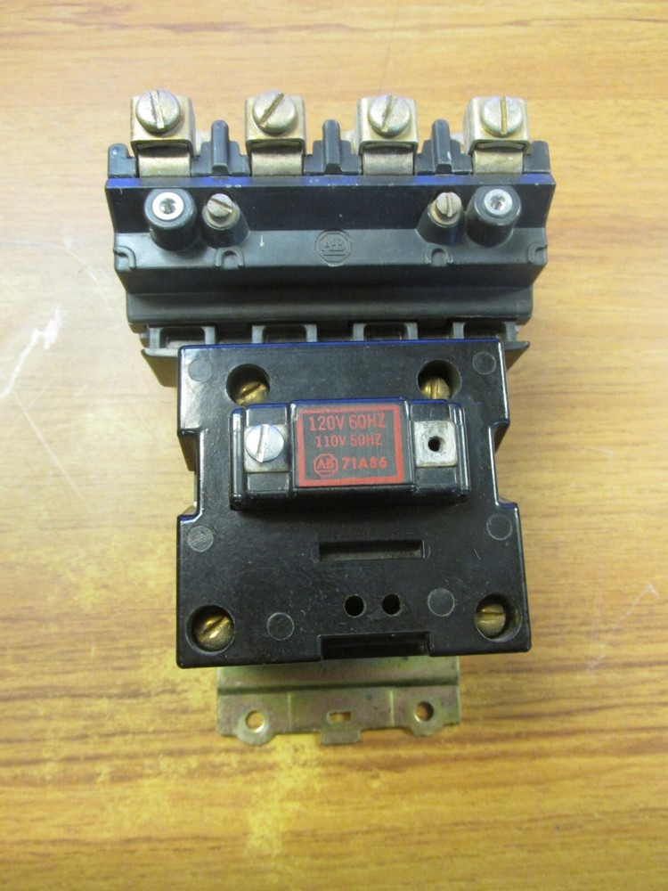 Allen-Bradley Contactor Nema Size 1, 27A, Cat# 702-B0D93 .. VP-42