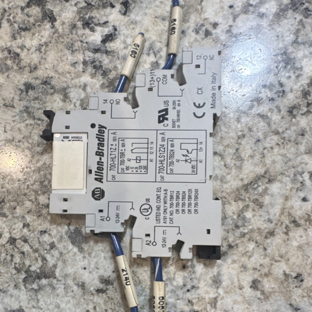 Allen-Bradley 700HLT1Z24 General Purpose Relay 12-24V 6A SPDT DIN Rail 6-Pin