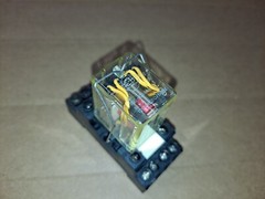Allen Bradley 700-HC24A1 SER. A Relay 700-HN 103 SER. B Base Fast Shipping