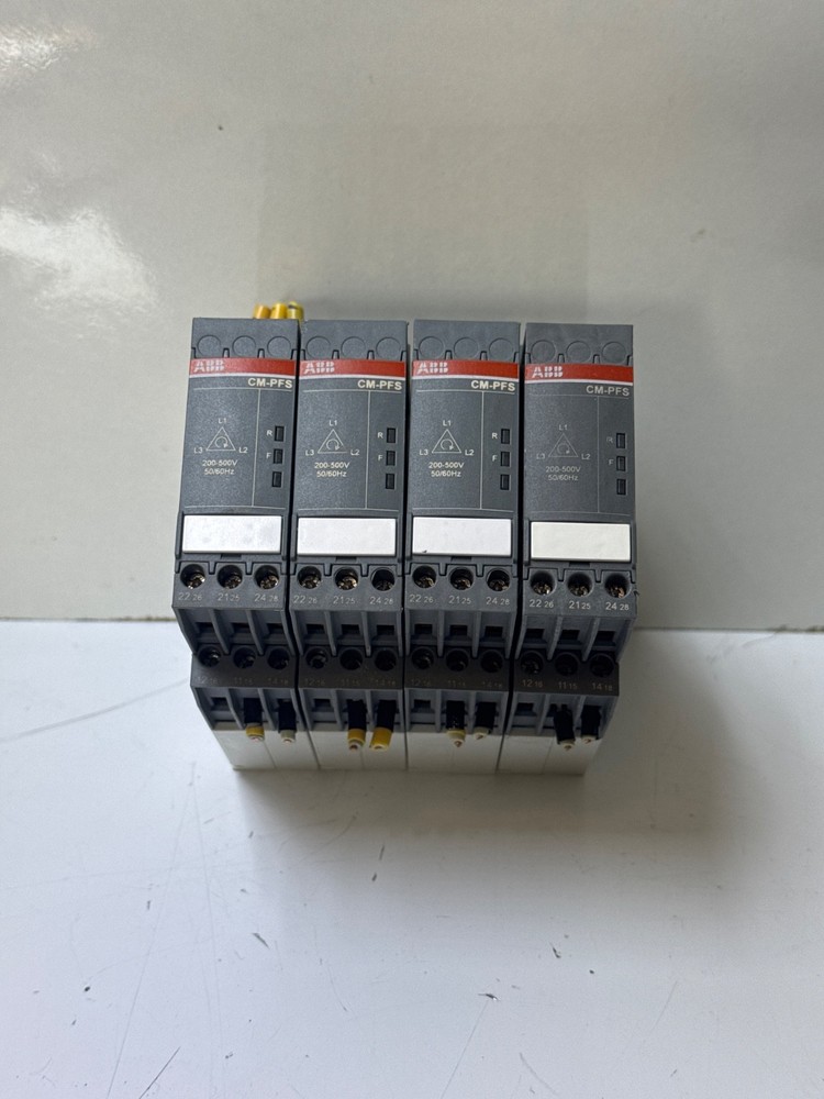 LOT 4 PCs 1Pcs ABB CM-PFS.S 1SVR730824R9300 phase sequence monitoring relay
