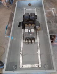G.E. A-Series II Panelboard AQF3124JBX, 3 phase 4 Wire, 400A 120V