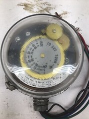 Ripely Type TSA-14 Repeat Cycle Timer; Single Pole Double Throw 4811K12-003 NOS