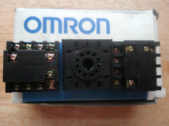 (1) NEW – OMRON P3GA-11 – 11 Pin Relay Socket