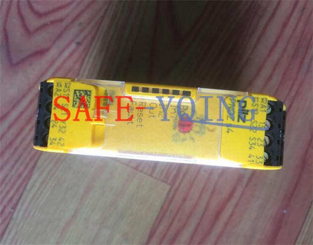 1PCS Used Pilz Safety Relay PNOZ s4 750104 Tested