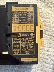 NOS Allen Bradley 700-F400A11 Control Relay in Box